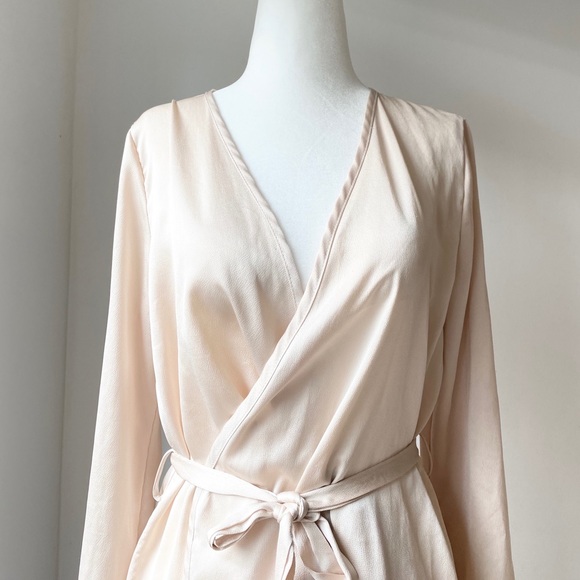 Lock & Key silky satin robe cardigan - Picture 3 of 13